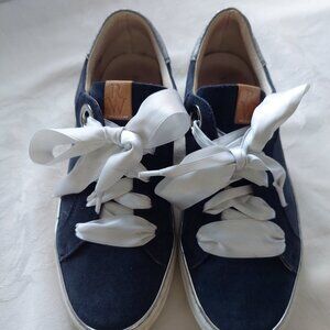 Ron White Suede  Sneaker Navy Silver Metallic Back  Ribbon lace EU38/US7.5-8